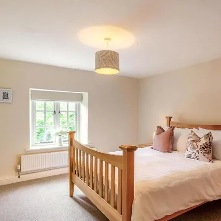 1 Bed In In Craven Oc-e44726 *